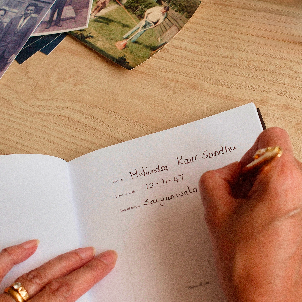 2 Guided Lifestory Books